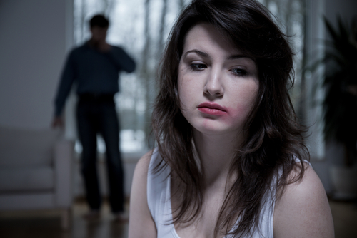 common signs of domestic violence